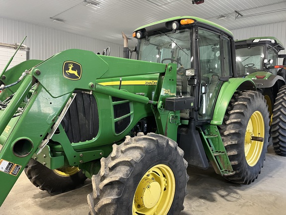 2008 John Deere 7130 Tractor