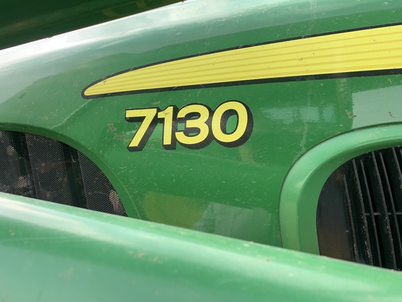2008 John Deere 7130 Tractor