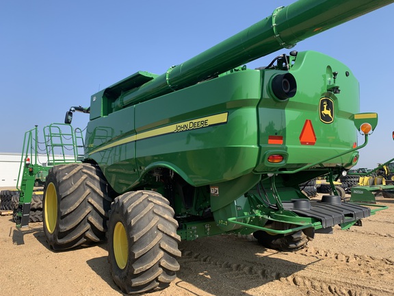 2021 John Deere S780 Combine