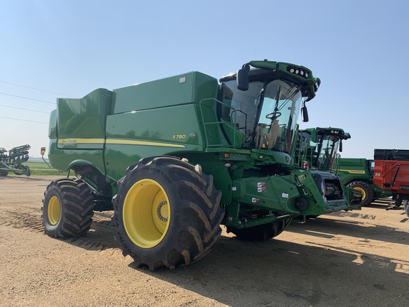 2021 John Deere S780 Combine