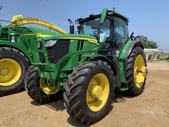 2024 John Deere 6R 215 Tractor