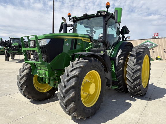 2024 John Deere 6R 215 Tractor