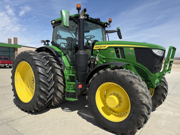 2024 John Deere 6R 215 Tractor