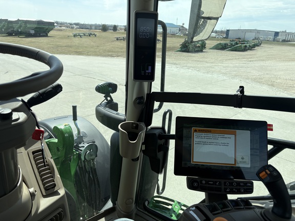 2024 John Deere 6R 215 Tractor