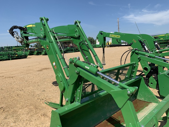 2023 John Deere 680R Loader