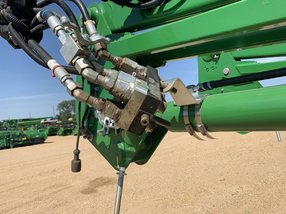 2023 John Deere 680R Loader