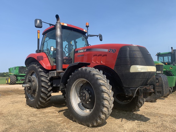 2010 Case IH Magnum 210 Tractor