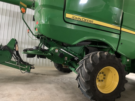 2023 John Deere S780 Combine