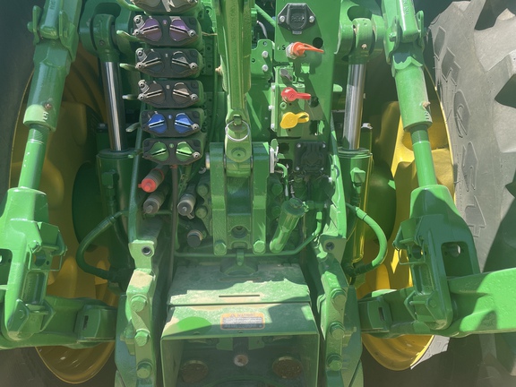 2022 John Deere 8R 340 Tractor
