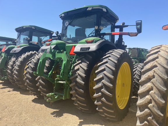 2022 John Deere 8R 340 Tractor