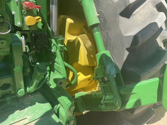 2022 John Deere 8R 340 Tractor