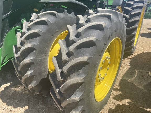 2022 John Deere 8R 340 Tractor