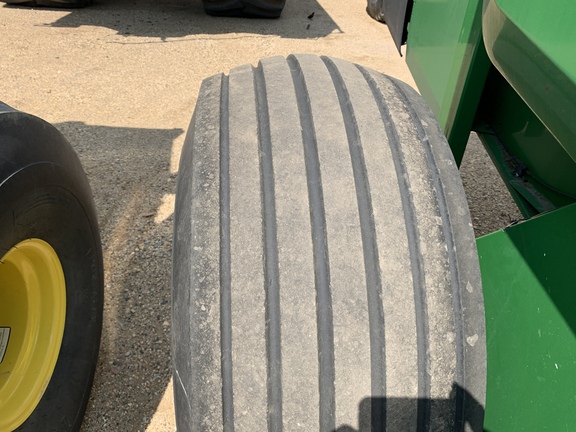 2021 John Deere 560M Baler/Round