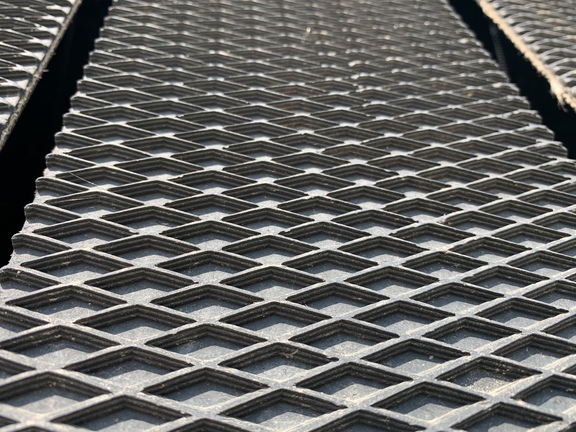 2021 John Deere 560M Baler/Round