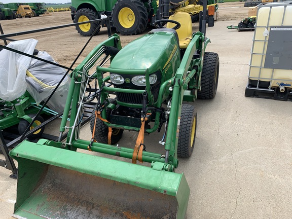 2015 John Deere 2025R Tractor Compact