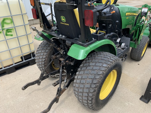 2015 John Deere 2025R Tractor Compact