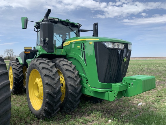 2023 John Deere 9R 440 Tractor 4WD