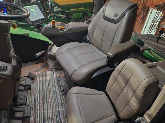 2022 John Deere 9RX 640 Tractor Rubber Track