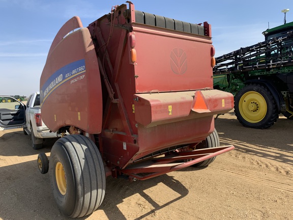 2014 New Holland Rollbelt 560 Baler/Round
