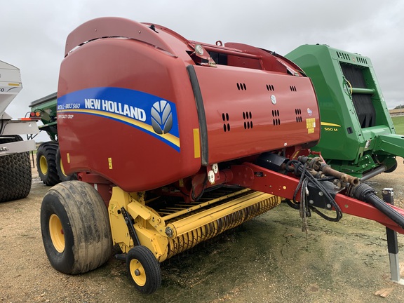 2014 New Holland Rollbelt 560 Baler/Round