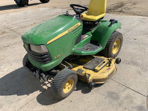 2010 John Deere X724 Garden Tractor