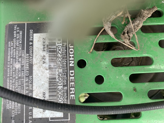 2016 John Deere Z335E Mower/Zero Turn