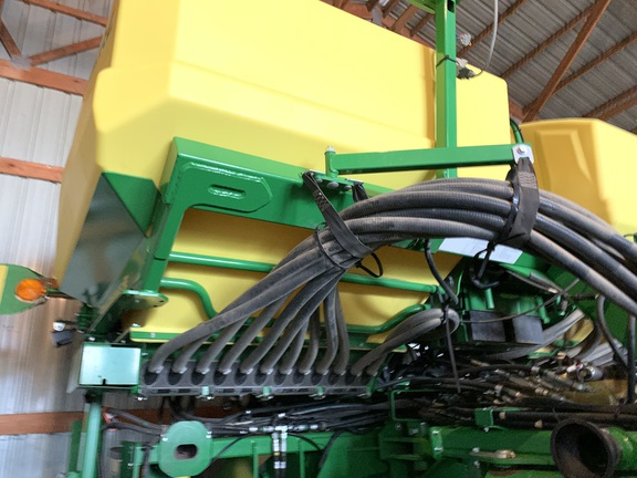 2023 John Deere 1775NT Planter