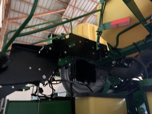 2023 John Deere 1775NT Planter