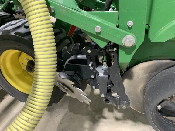 2022 John Deere DB60 Planter