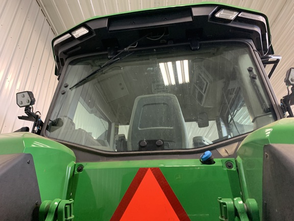 2023 John Deere 8R 250 Tractor