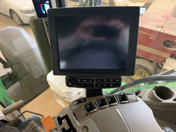 2023 John Deere 8R 250 Tractor