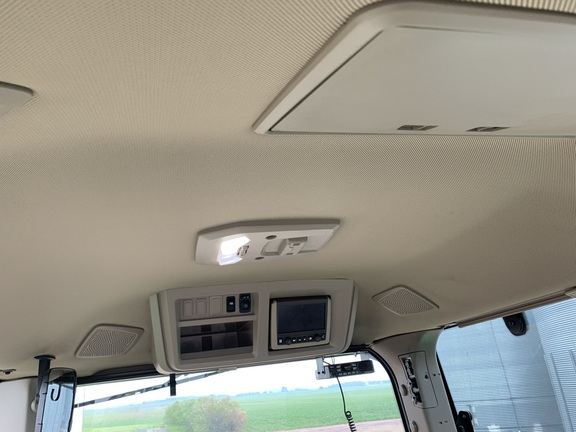 2024 John Deere 8R 310 Tractor