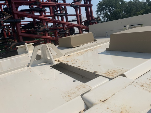 2012 Unverferth Seed Pro 400 Tender