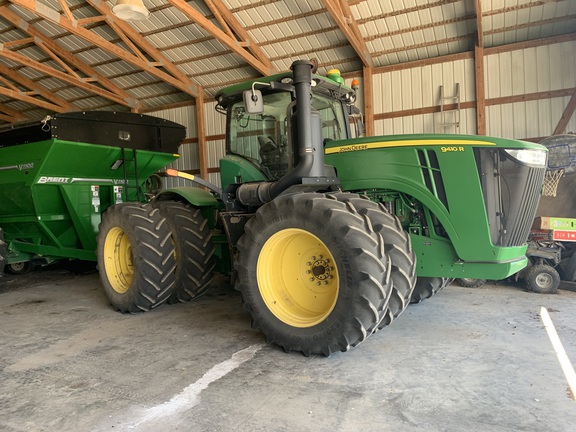 2012 John Deere 9410R Tractor 4WD