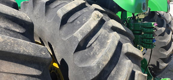 2014 John Deere 9510R Tractor 4WD