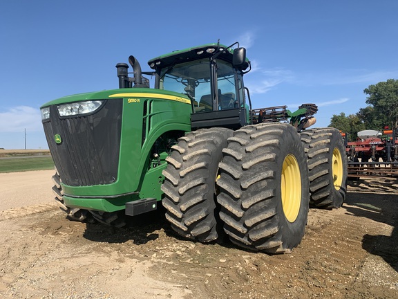 2014 John Deere 9510R Tractor 4WD