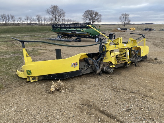 2024 John Deere 770 Header Forage