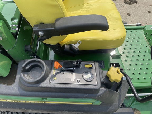 2025 John Deere Z997R Mower/Zero Turn