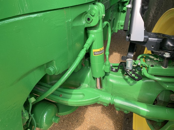 2024 John Deere 7R 330 Tractor