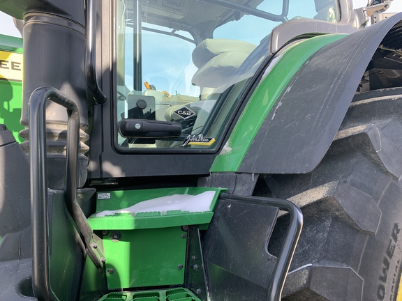 2024 John Deere 7R 330 Tractor