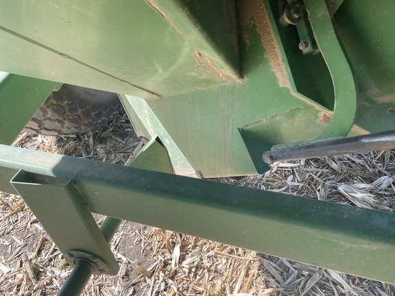 2008 Brent 880 Grain Cart