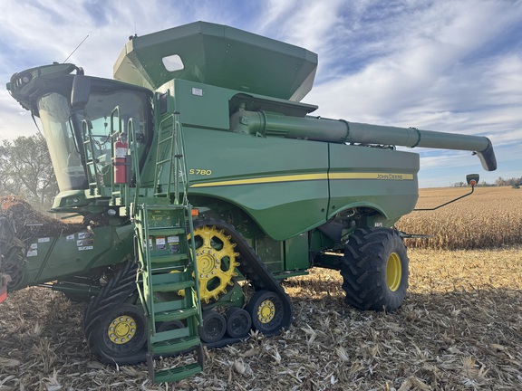 2021 John Deere S780 Combine