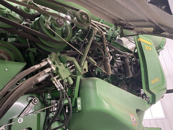 2022 John Deere X9 1000 Combine