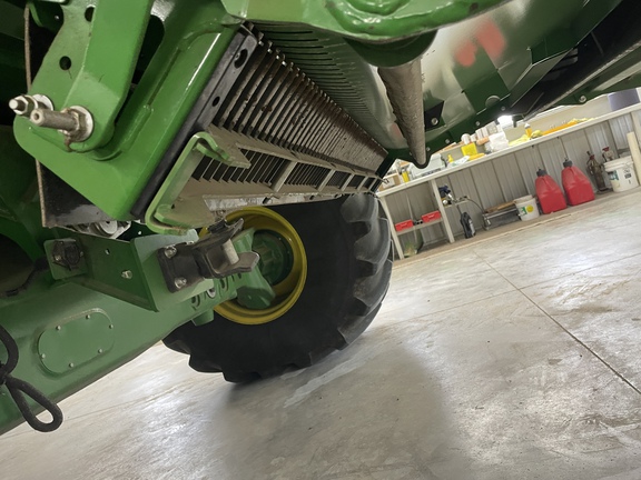 2022 John Deere X9 1000 Combine