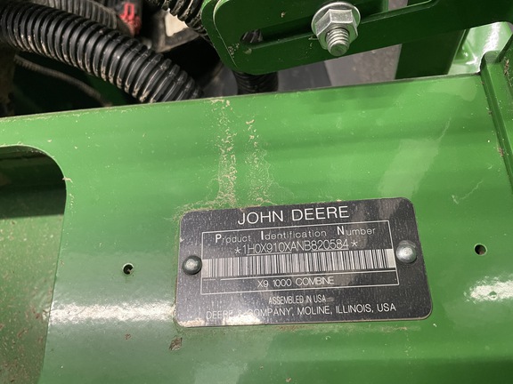 2022 John Deere X9 1000 Combine