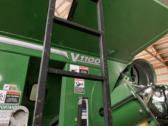 2018 Brent V1100 Grain Cart