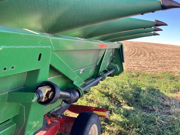 2011 John Deere 612C Header Corn Head