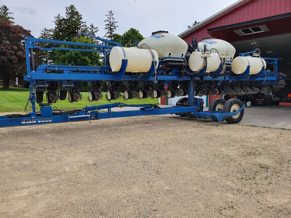 2014 Kinze 3660 Planter