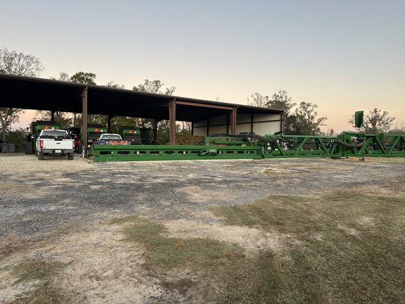 2022 John Deere 410R Sprayer/High Clearance