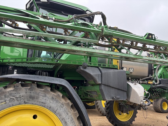 2022 John Deere 410R Sprayer/High Clearance